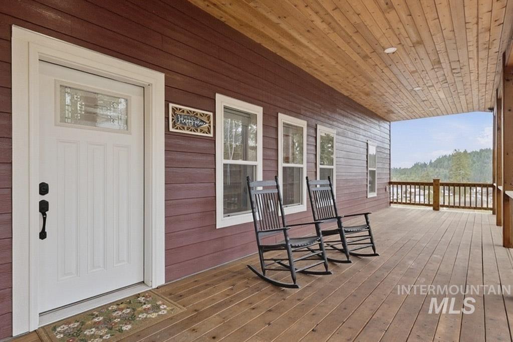 300 Big Meadow Rd, Troy, Idaho 83871, 7 Bedrooms, 6 Bathrooms, Residential For Sale, Price $999,000,MLS 98975815