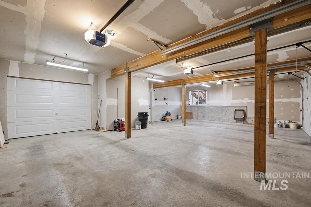 300 Big Meadow Rd, Troy, Idaho 83871, 7 Bedrooms, 6 Bathrooms, Residential For Sale, Price $999,000,MLS 98975815