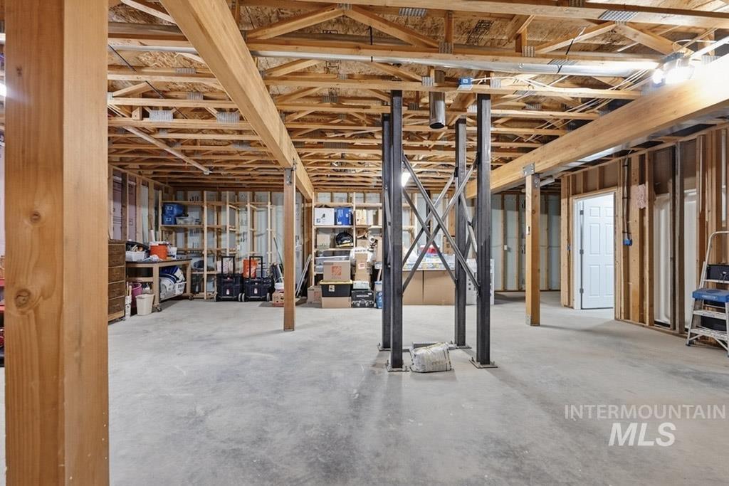 300 Big Meadow Rd, Troy, Idaho 83871, 7 Bedrooms, 6 Bathrooms, Residential For Sale, Price $999,000,MLS 98975815