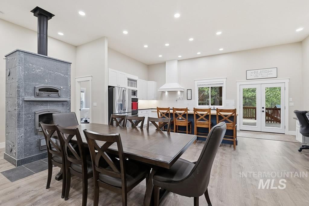 300 Big Meadow Rd, Troy, Idaho 83871, 7 Bedrooms, 6 Bathrooms, Residential For Sale, Price $999,000,MLS 98975815