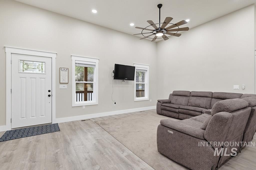 300 Big Meadow Rd, Troy, Idaho 83871, 7 Bedrooms, 6 Bathrooms, Residential For Sale, Price $999,000,MLS 98975815