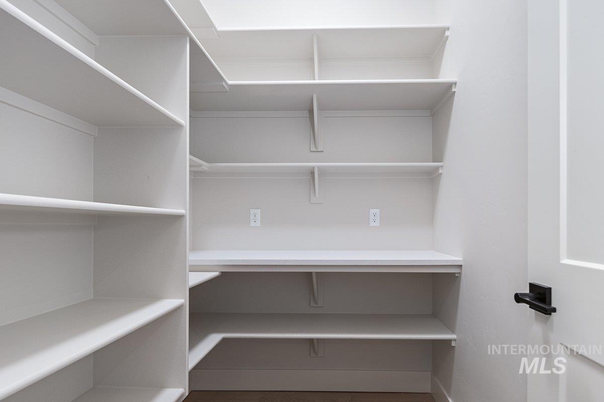 2927 W Three Lakes Dr., Meridian, Idaho 83646, 4 Bedrooms, 3.5 Bathrooms, Residential For Sale, Price $1,350,000, 98975816