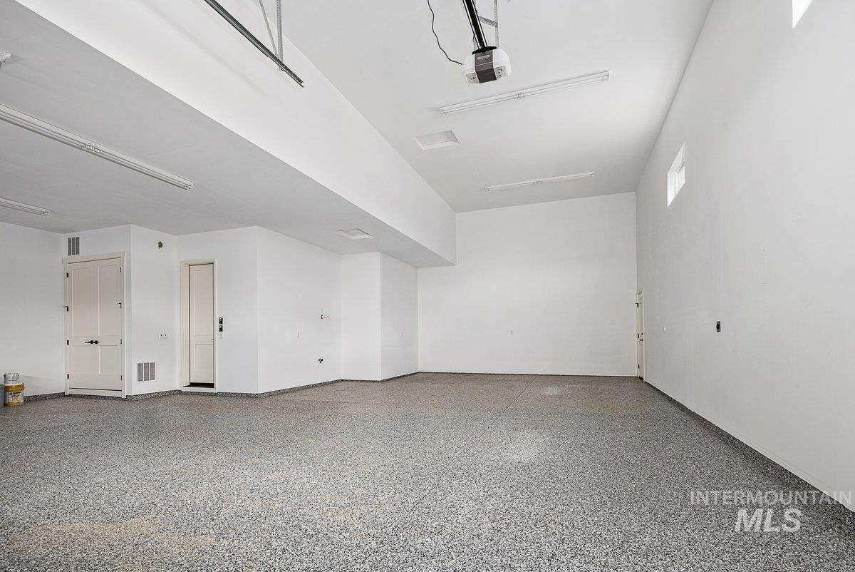 2927 W Three Lakes Dr., Meridian, Idaho 83646, 4 Bedrooms, 3.5 Bathrooms, Residential For Sale, Price $1,350,000, 98975816