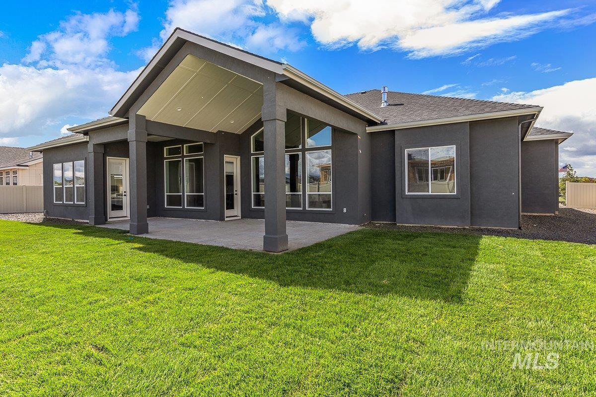 2927 W Three Lakes Dr., Meridian, Idaho 83646, 4 Bedrooms, 3.5 Bathrooms, Residential For Sale, Price $1,350,000, 98975816