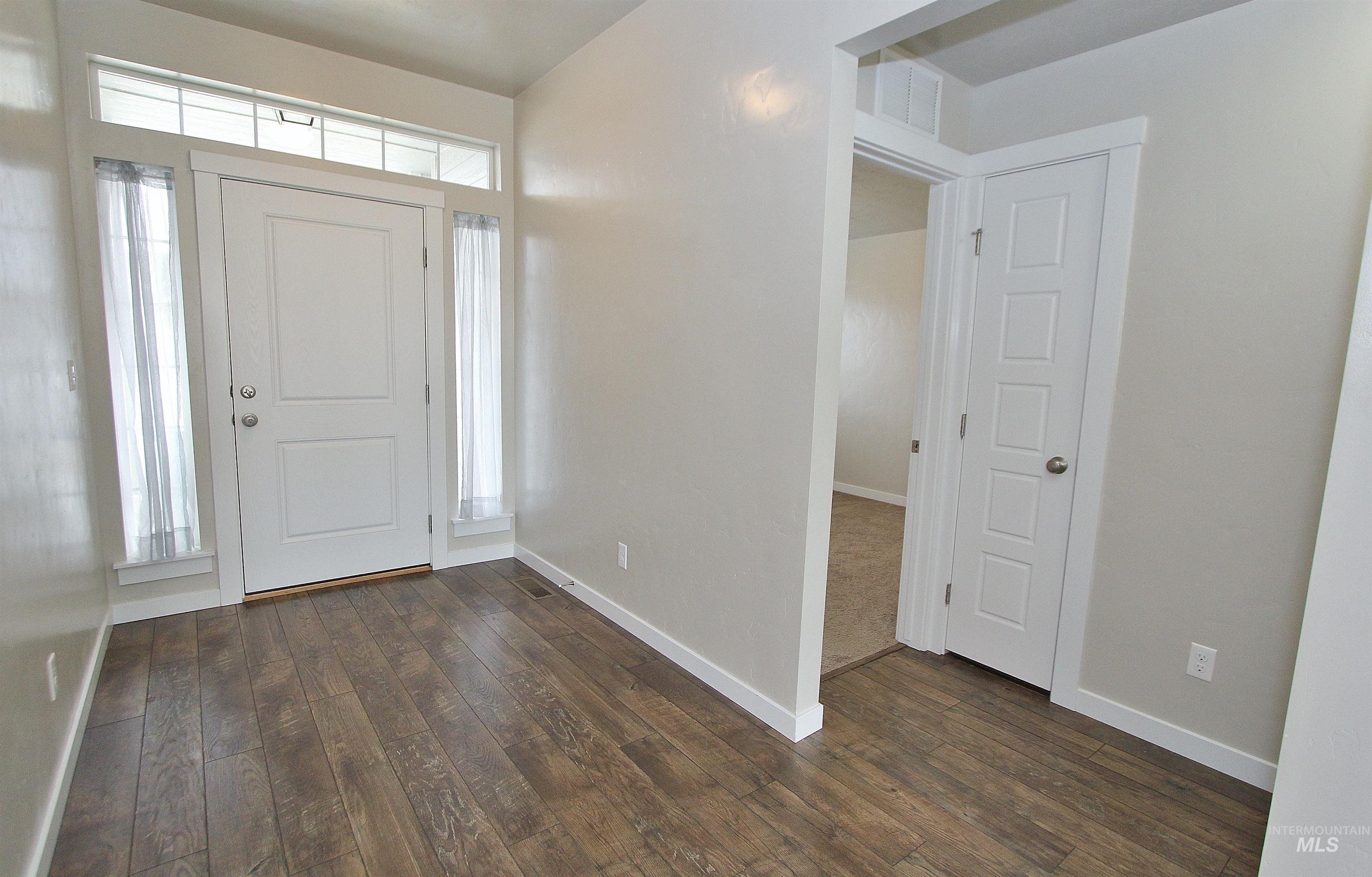 701 E Gannett Dr, Meridian, Idaho 83642, 3 Bedrooms, 2 Bathrooms, Residential For Sale, Price $479,900, 98975817