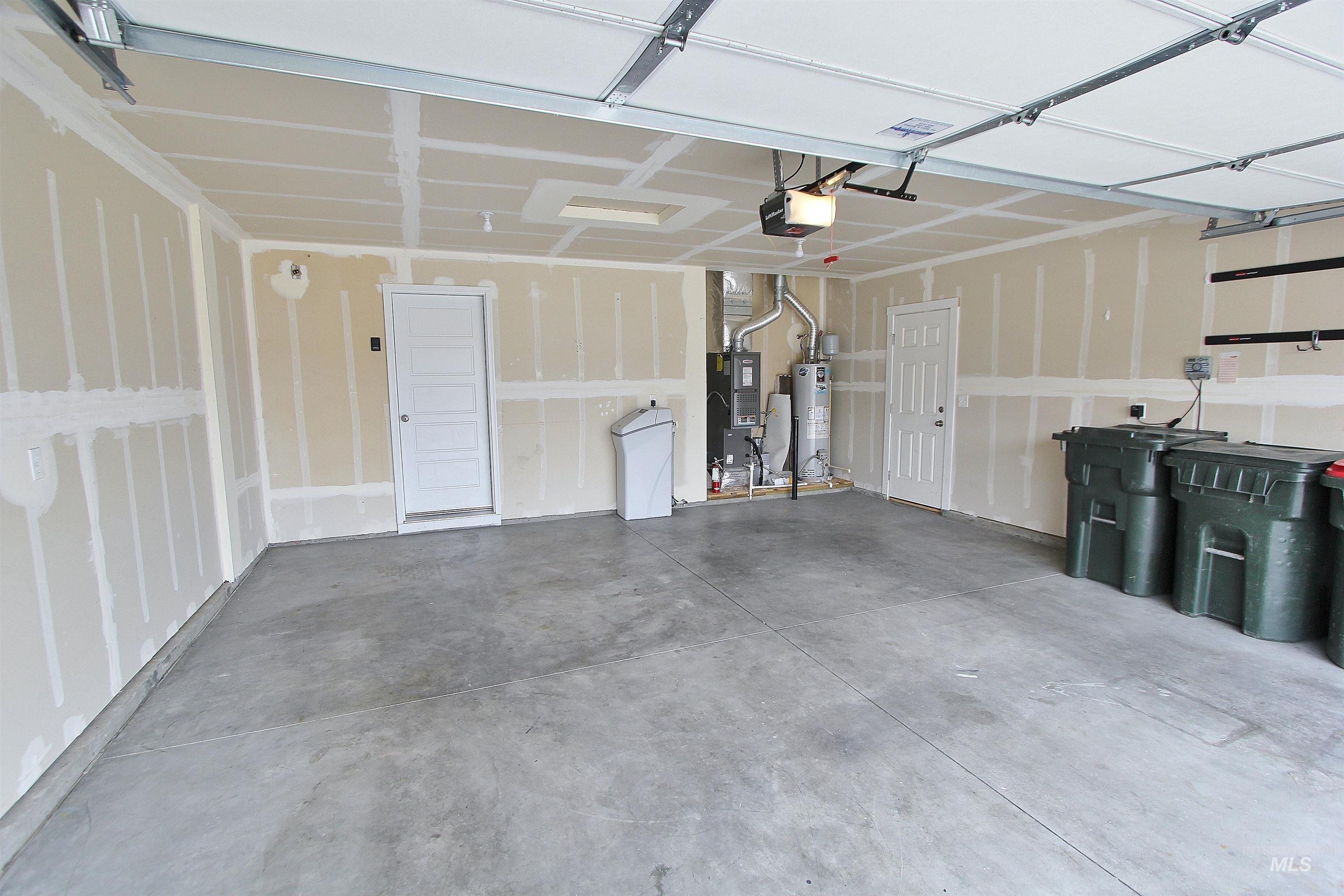 701 E Gannett Dr, Meridian, Idaho 83642, 3 Bedrooms, 2 Bathrooms, Residential For Sale, Price $479,900, 98975817