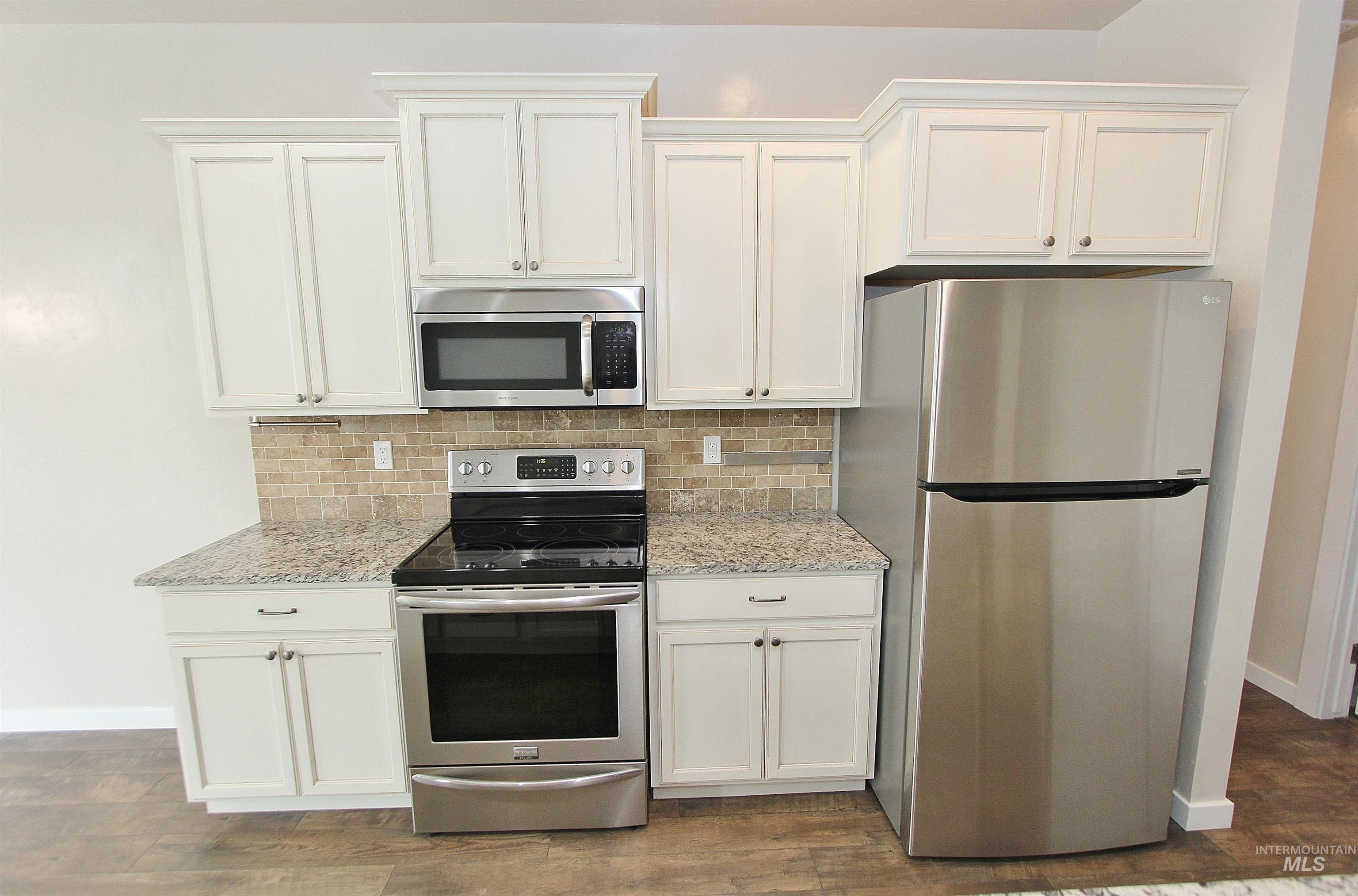 701 E Gannett Dr, Meridian, Idaho 83642, 3 Bedrooms, 2 Bathrooms, Residential For Sale, Price $479,900, 98975817