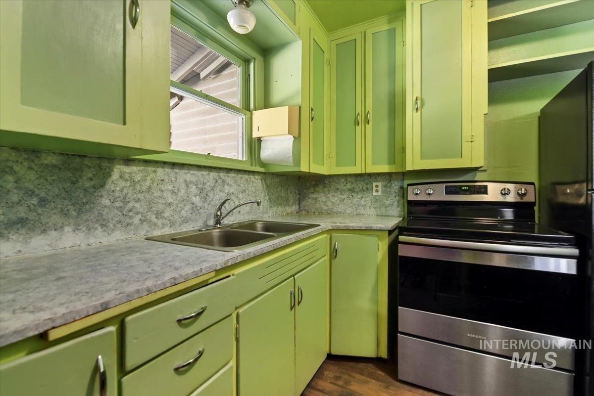 1909 Dearborn St, Caldwell, Idaho 83605, 2 Bedrooms, 1.5 Bathrooms, Residential For Sale, Price $320,000, 98975820