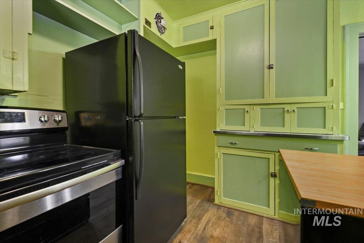 1909 Dearborn St, Caldwell, Idaho 83605, 2 Bedrooms, 1.5 Bathrooms, Residential For Sale, Price $320,000, 98975820