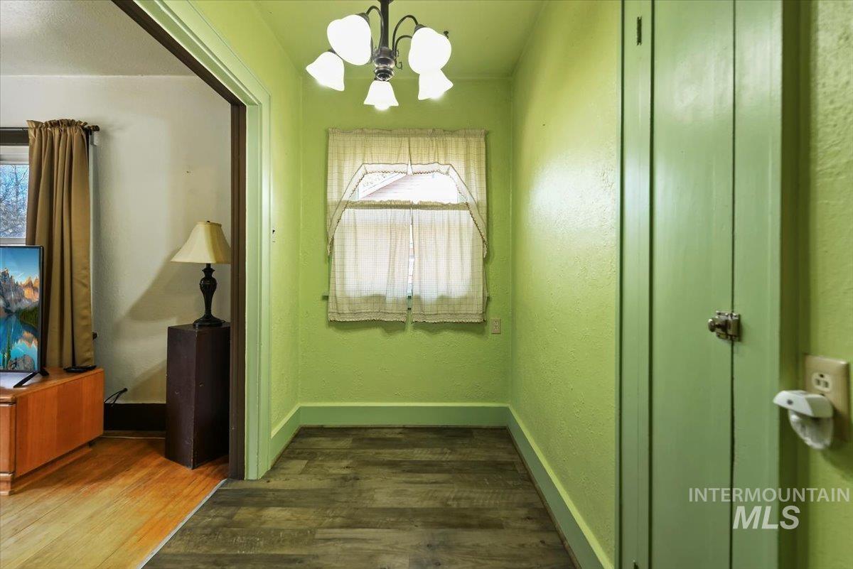 1909 Dearborn St, Caldwell, Idaho 83605, 2 Bedrooms, 1.5 Bathrooms, Residential For Sale, Price $320,000, 98975820