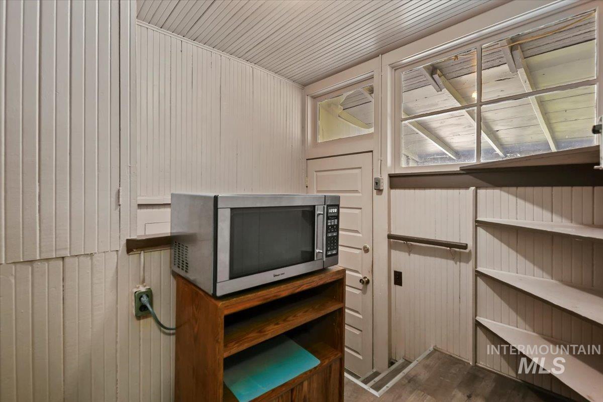 1909 Dearborn St, Caldwell, Idaho 83605, 2 Bedrooms, 1.5 Bathrooms, Residential For Sale, Price $320,000, 98975820