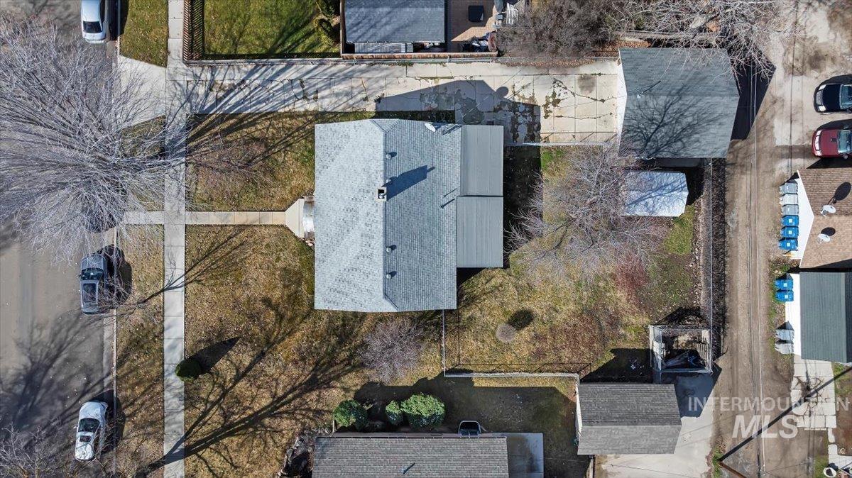 1909 Dearborn St, Caldwell, Idaho 83605, 2 Bedrooms, 1.5 Bathrooms, Residential For Sale, Price $320,000, 98975820