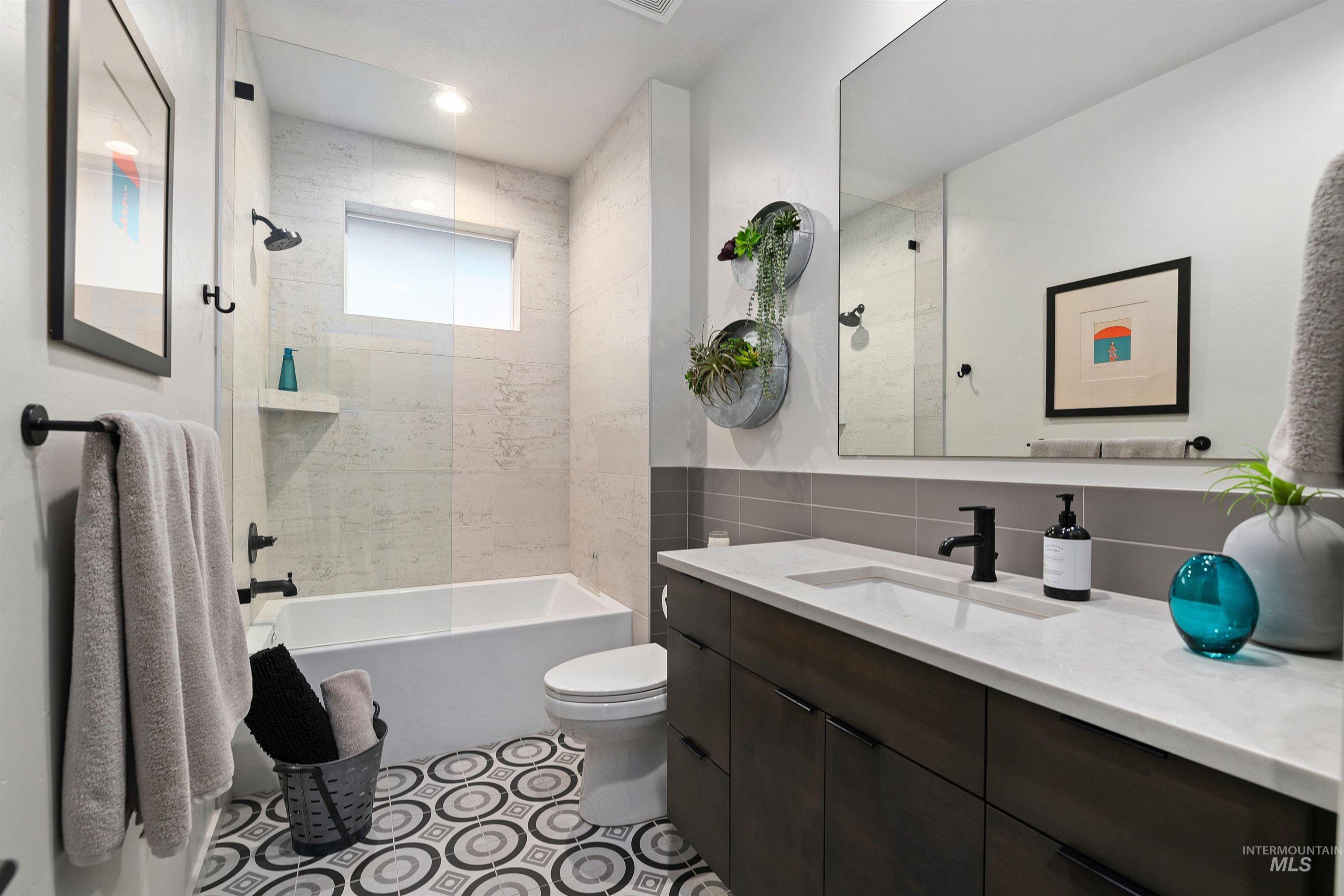 1873 W Oakhampton Drive, Eagle, Idaho 83616-7271, 3 Bedrooms, 2 Bathrooms, Residential For Sale, Price $1,199,000, 98975821