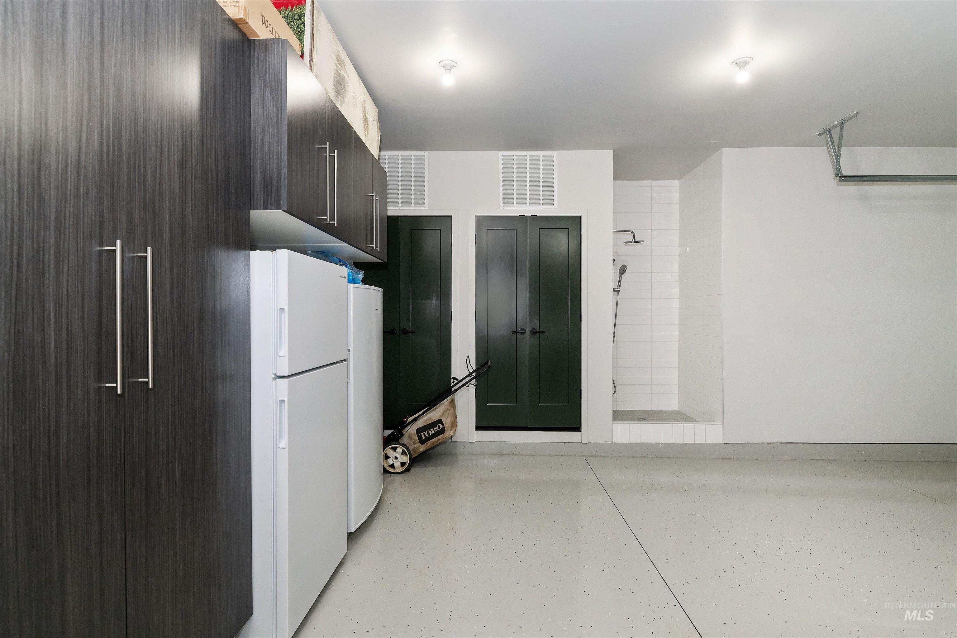 1873 W Oakhampton Drive, Eagle, Idaho 83616-7271, 3 Bedrooms, 2 Bathrooms, Residential For Sale, Price $1,199,000, 98975821