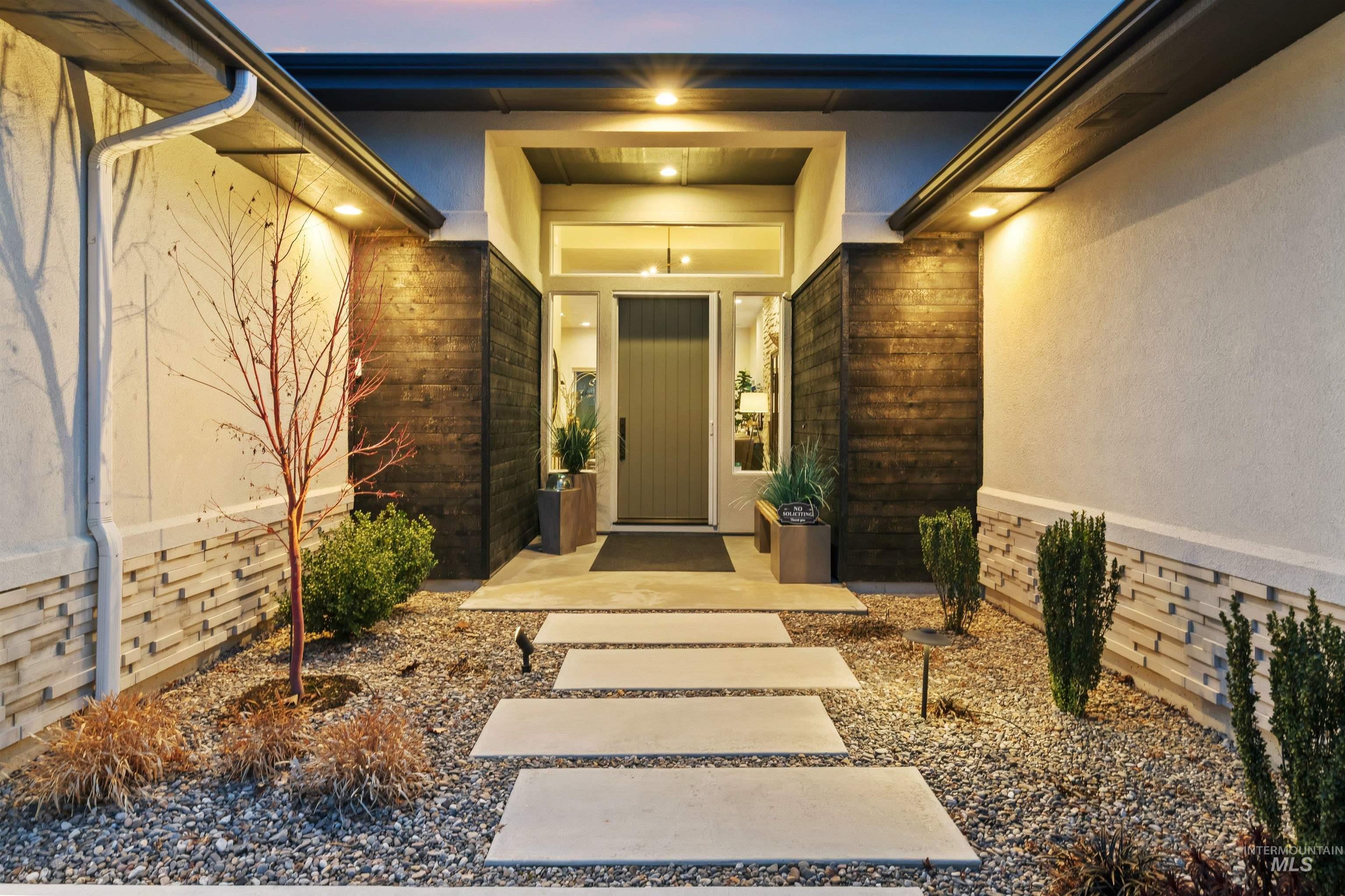 1873 W Oakhampton Drive, Eagle, Idaho 83616-7271, 3 Bedrooms, 2 Bathrooms, Residential For Sale, Price $1,199,000, 98975821