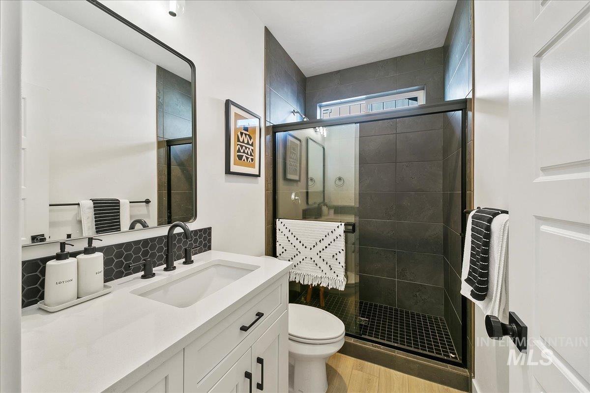 1075 E Whitetail St., Kuna, Idaho 83634, 5 Bedrooms, 3 Bathrooms, Residential For Sale, Price $665,000, 98975822