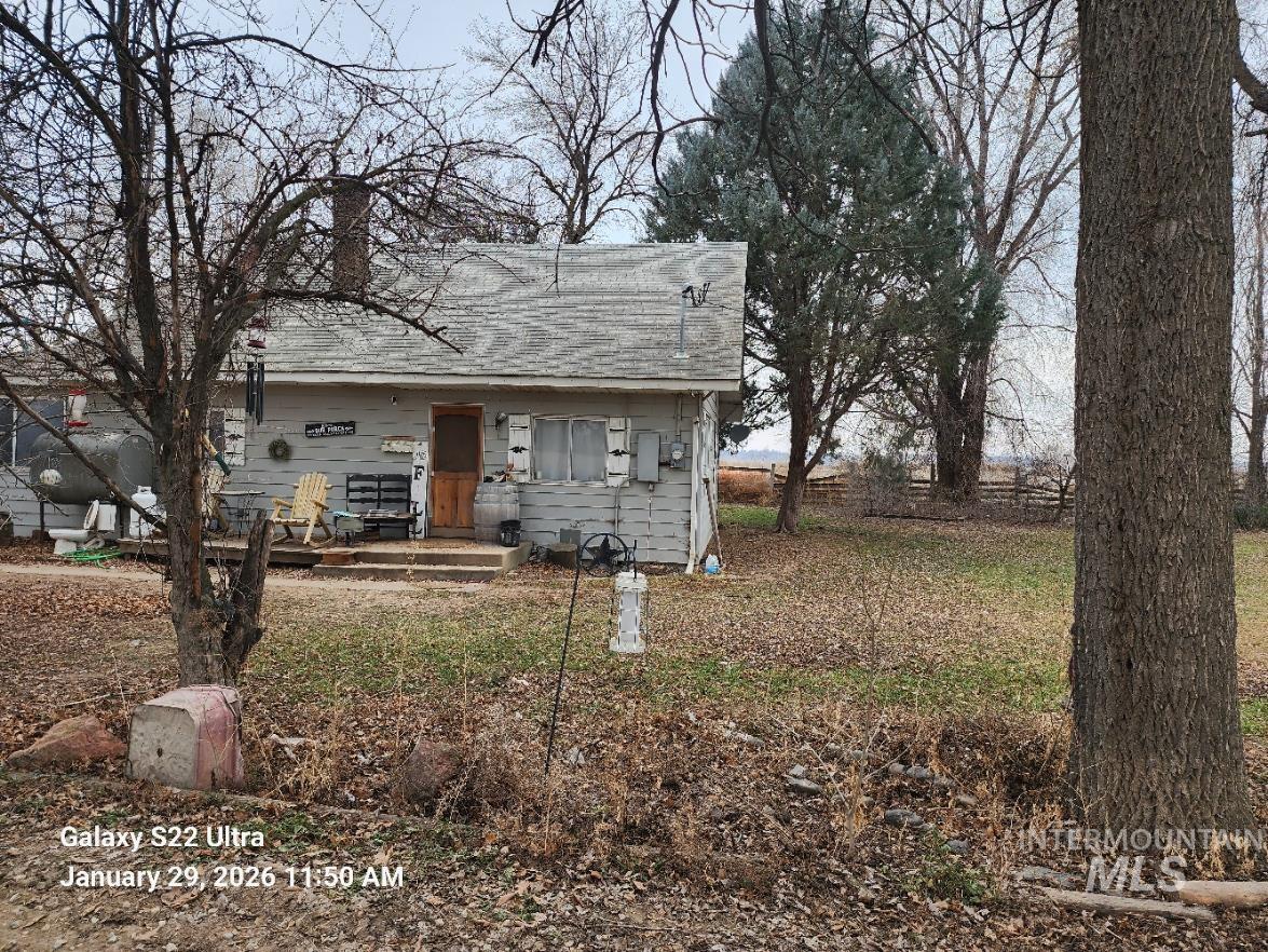 1875 McLay Road, Vale, Oregon 97918, 3 Bedrooms, 1 Bathroom, Farm & Ranch For Sale, Price $549,000,MLS 98975827