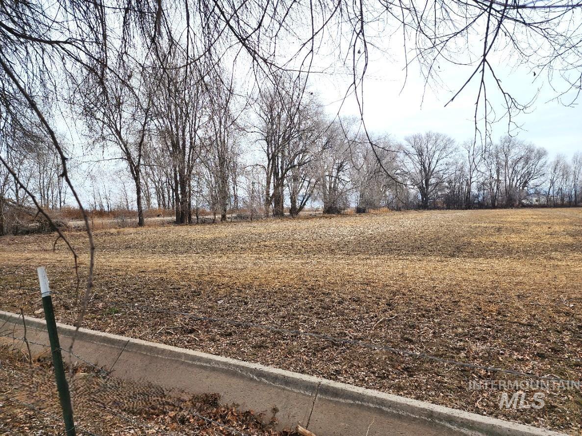 1875 McLay Road, Vale, Oregon 97918, 3 Bedrooms, 1 Bathroom, Farm & Ranch For Sale, Price $549,000,MLS 98975827