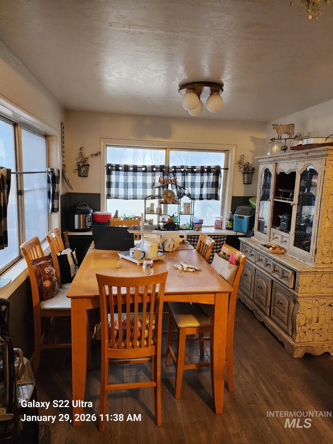 1875 McLay Road, Vale, Oregon 97918, 3 Bedrooms, 1 Bathroom, Farm & Ranch For Sale, Price $549,000,MLS 98975827