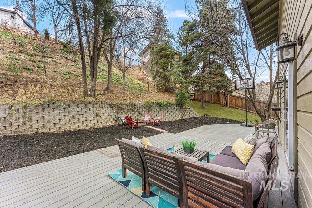 253 W Skylark Drive, Boise, Idaho 83702, 4 Bedrooms, 2.5 Bathrooms, Residential For Sale, Price $799,000, 98975828