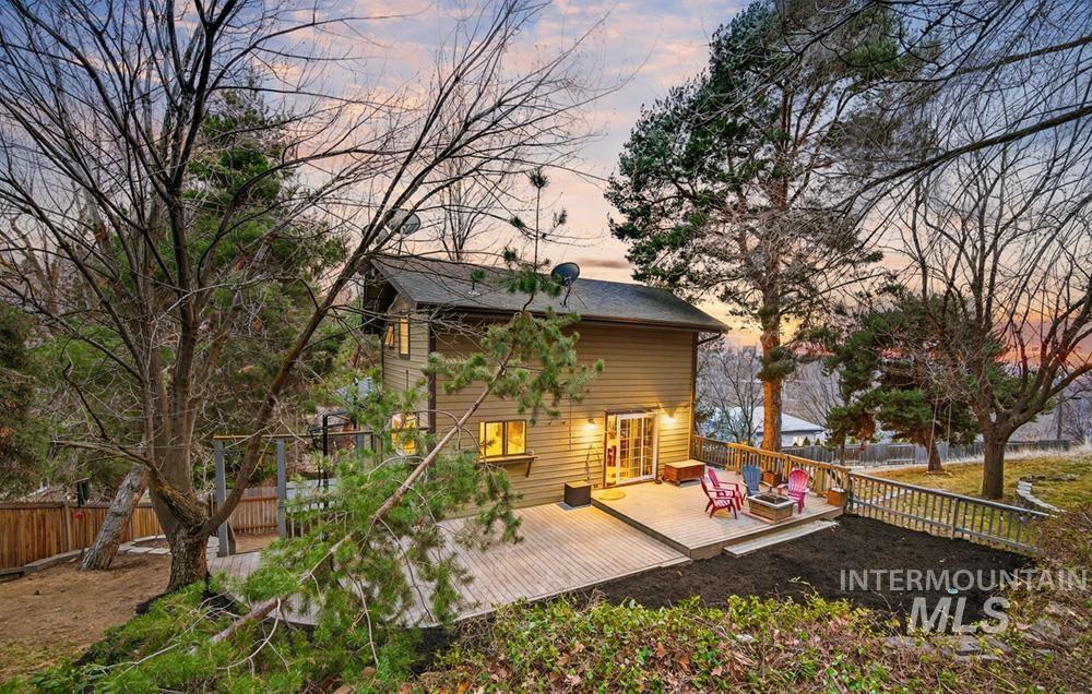 253 W Skylark Drive, Boise, Idaho 83702, 4 Bedrooms, 2.5 Bathrooms, Residential For Sale, Price $799,000, 98975828