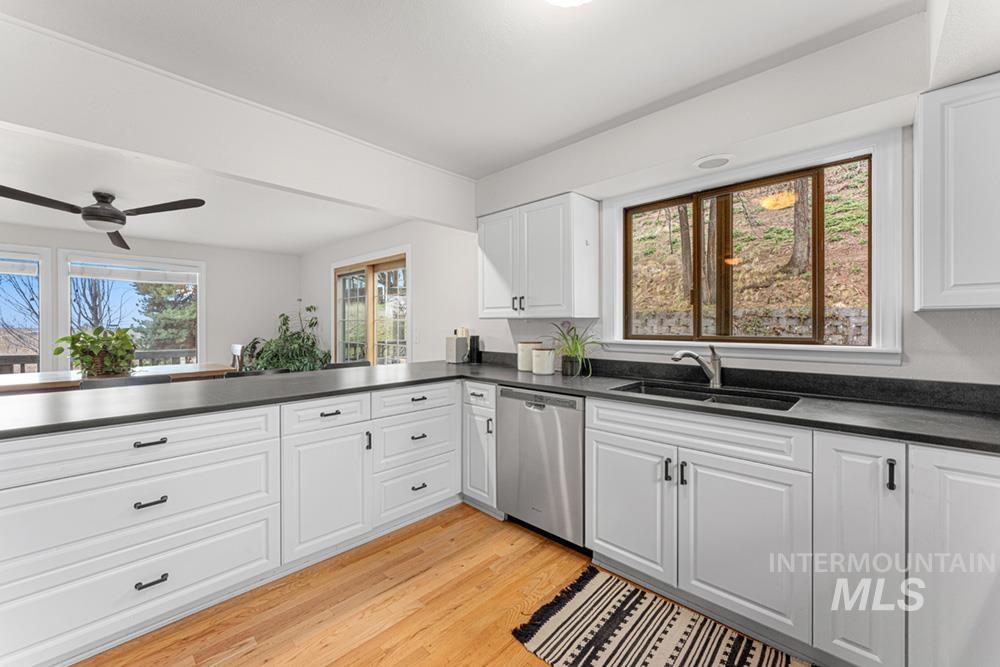 253 W Skylark Drive, Boise, Idaho 83702, 4 Bedrooms, 2.5 Bathrooms, Residential For Sale, Price $799,000, 98975828