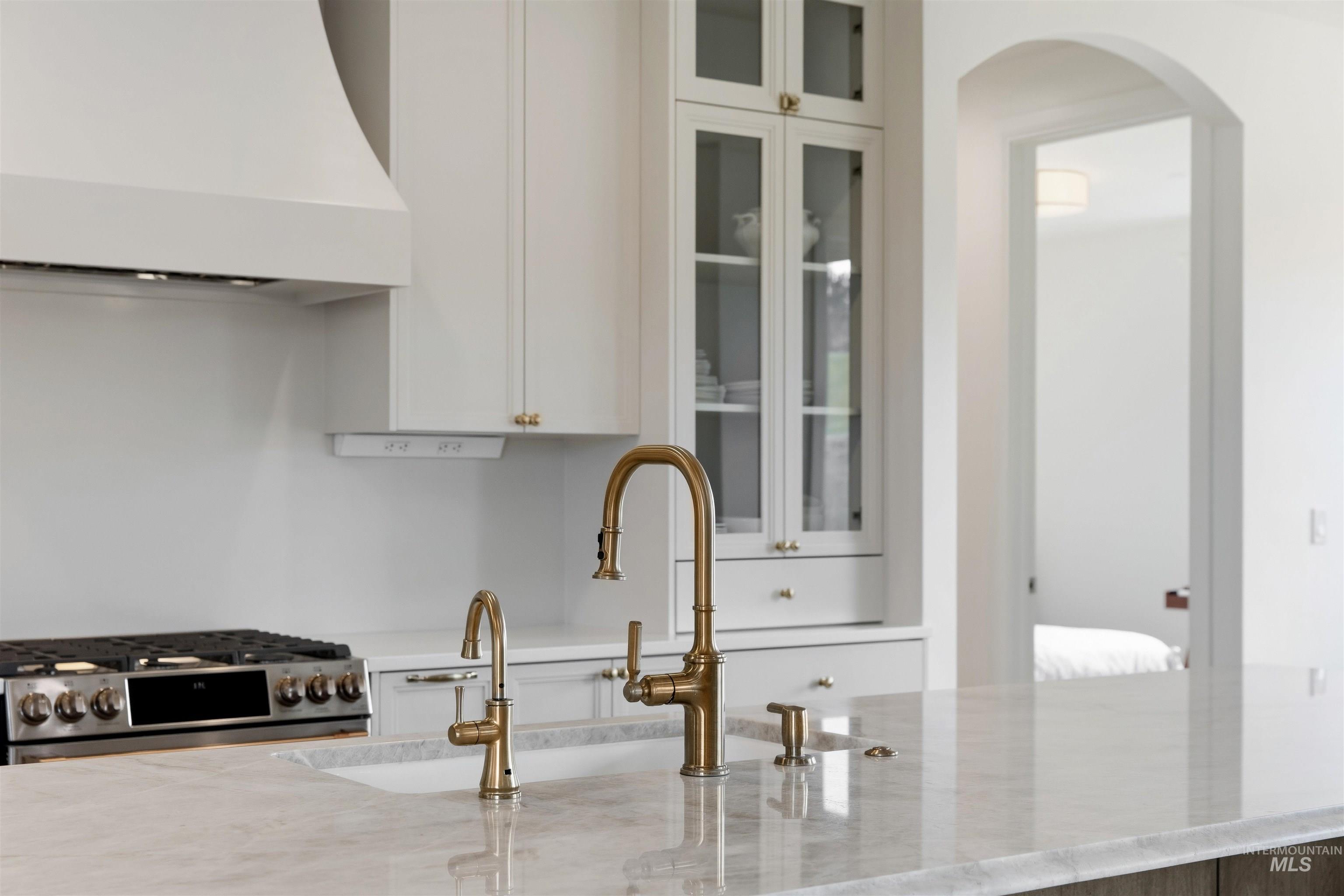 22109 Aura Vista Way, Caldwell, Idaho 83607, 3 Bedrooms, 3.5 Bathrooms, Residential For Sale, Price $990,000, 98975829