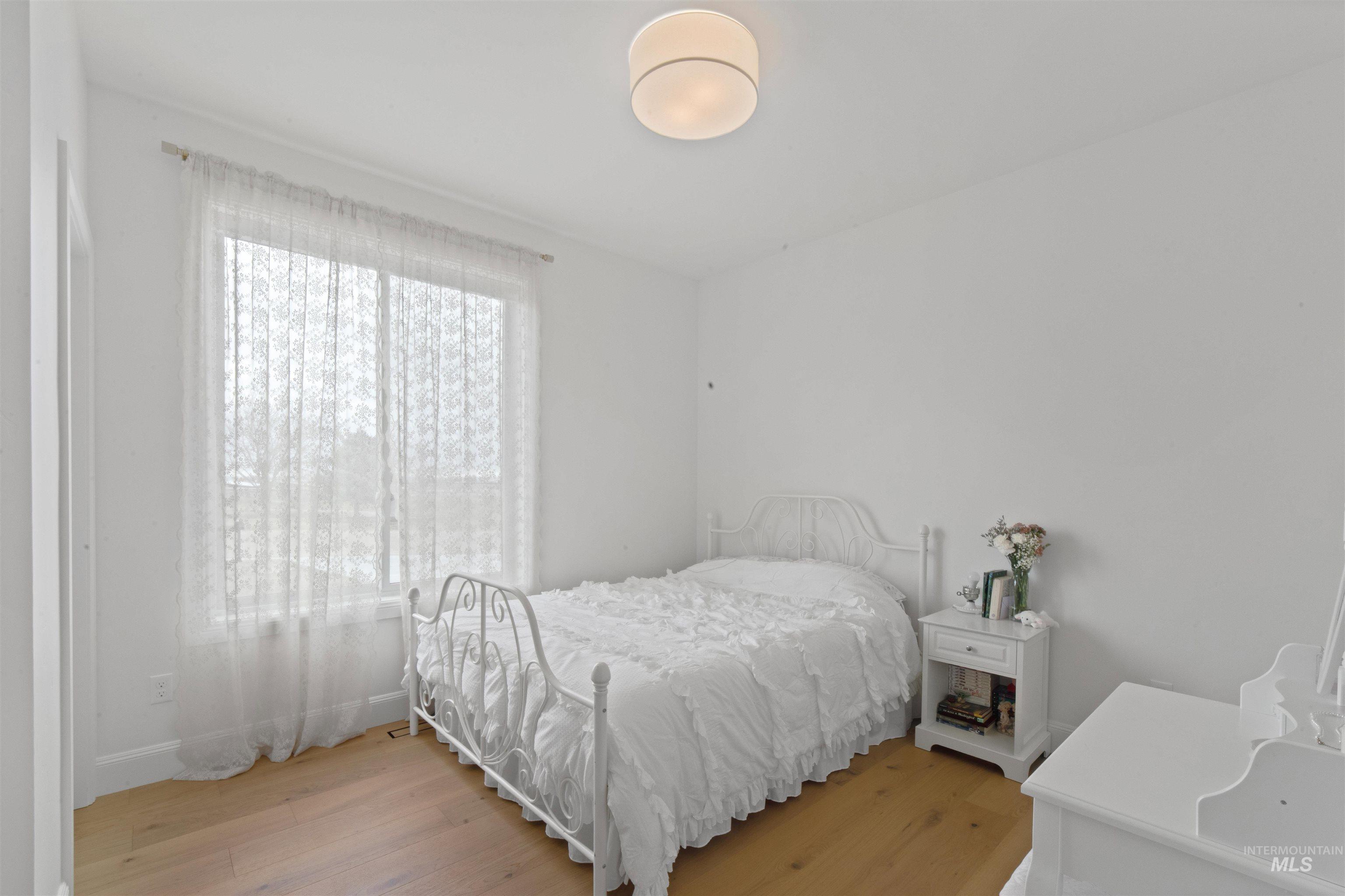 22109 Aura Vista Way, Caldwell, Idaho 83607, 3 Bedrooms, 3.5 Bathrooms, Residential For Sale, Price $990,000, 98975829