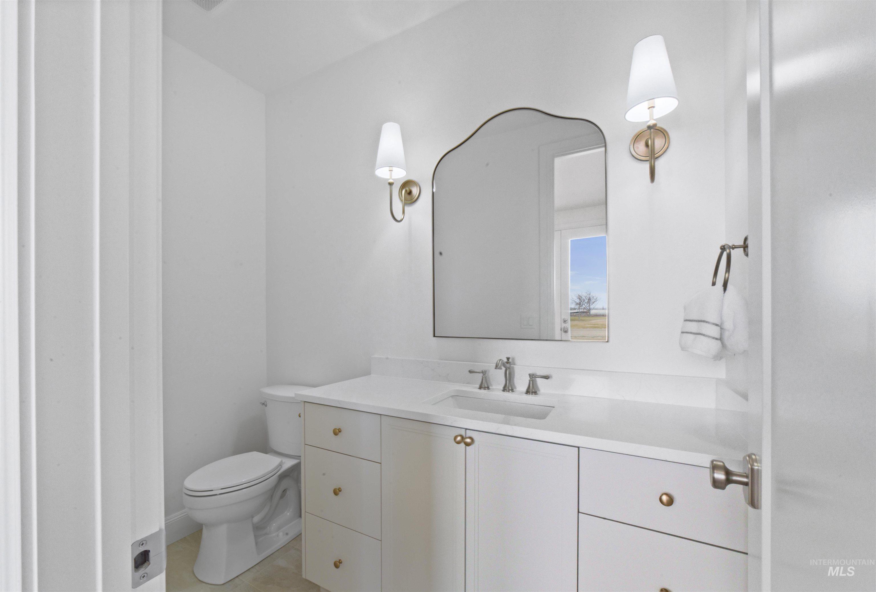 22109 Aura Vista Way, Caldwell, Idaho 83607, 3 Bedrooms, 3.5 Bathrooms, Residential For Sale, Price $990,000, 98975829