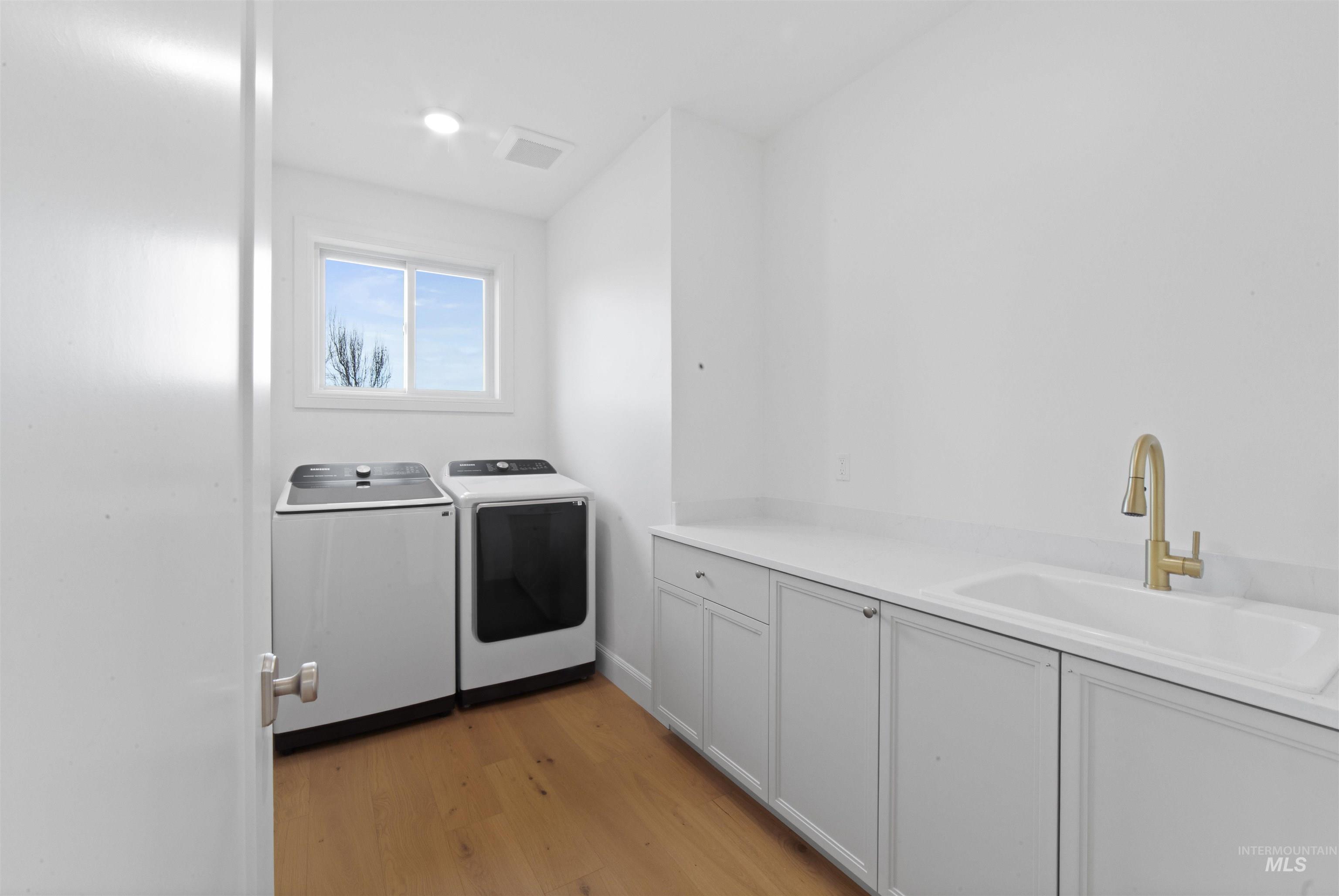 22109 Aura Vista Way, Caldwell, Idaho 83607, 3 Bedrooms, 3.5 Bathrooms, Residential For Sale, Price $990,000, 98975829