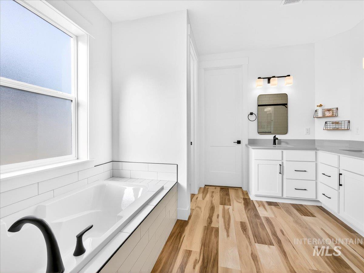 436 October Sky St, New Plymouth, Idaho 83617, 4 Bedrooms, 2.5 Bathrooms, Residential For Sale, Price $499,900, 98975830