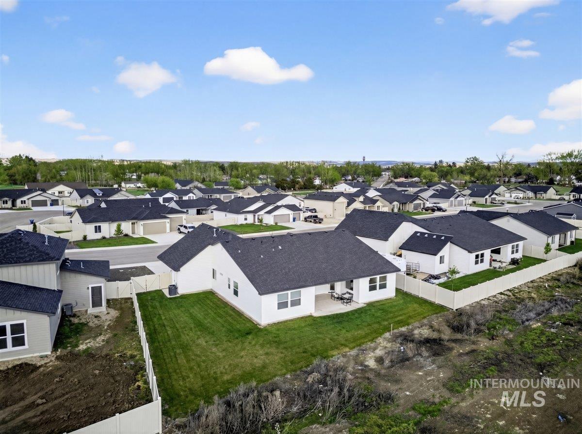 436 October Sky St, New Plymouth, Idaho 83617, 4 Bedrooms, 2.5 Bathrooms, Residential For Sale, Price $499,900, 98975830