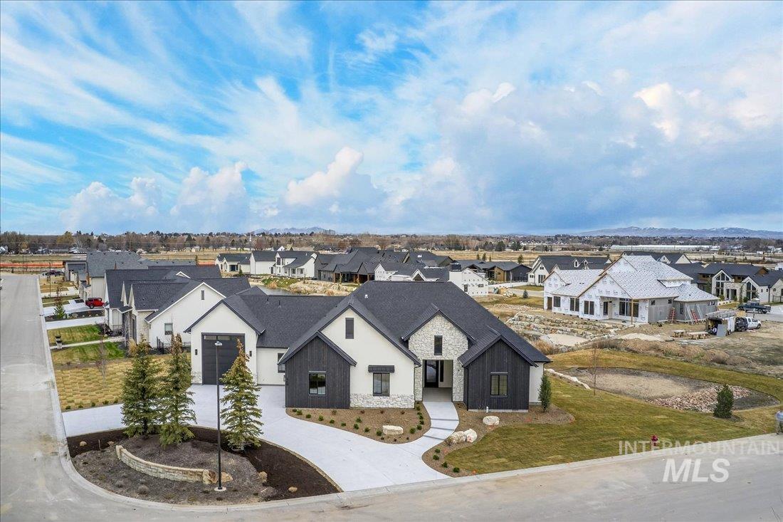 549 Joy Ave, Middleton, Idaho 83644, 4 Bedrooms, 3.5 Bathrooms, Residential For Sale, Price $1,349,900,MLS 98975831