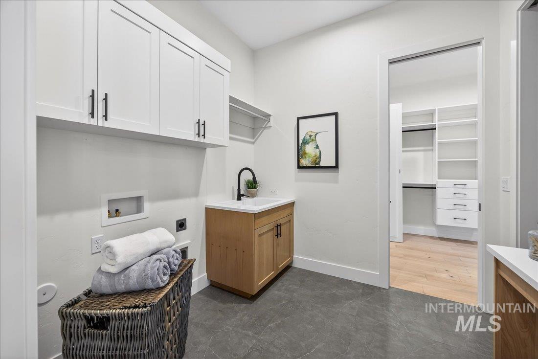 549 Joy Ave, Middleton, Idaho 83644, 4 Bedrooms, 3.5 Bathrooms, Residential For Sale, Price $1,349,900, 98975831