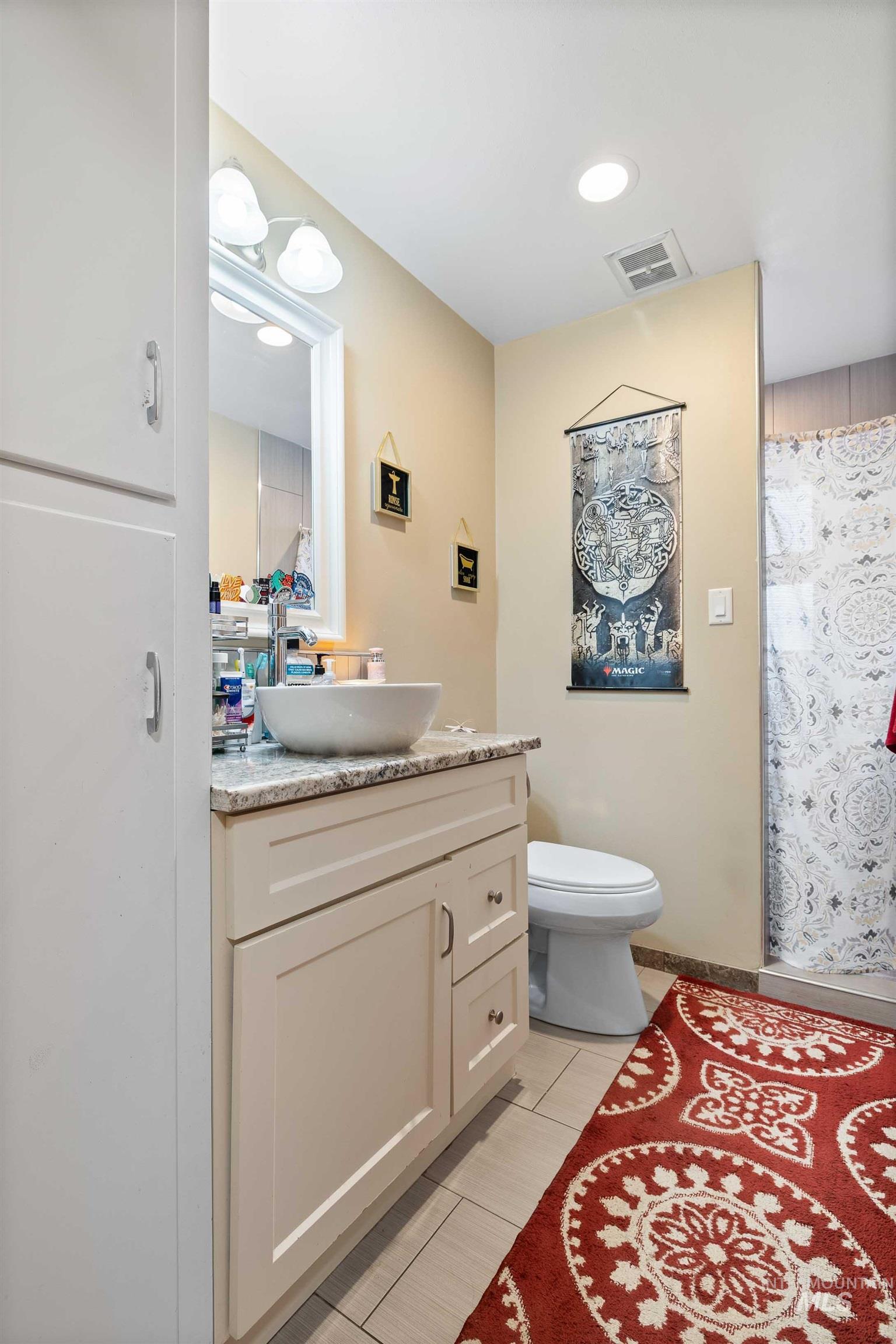 280-290 Carney Street, Twin Falls, Idaho 83301, 2 Bedrooms, 1 Bathroom, Residential Income For Sale, Price $359,900, 98975832