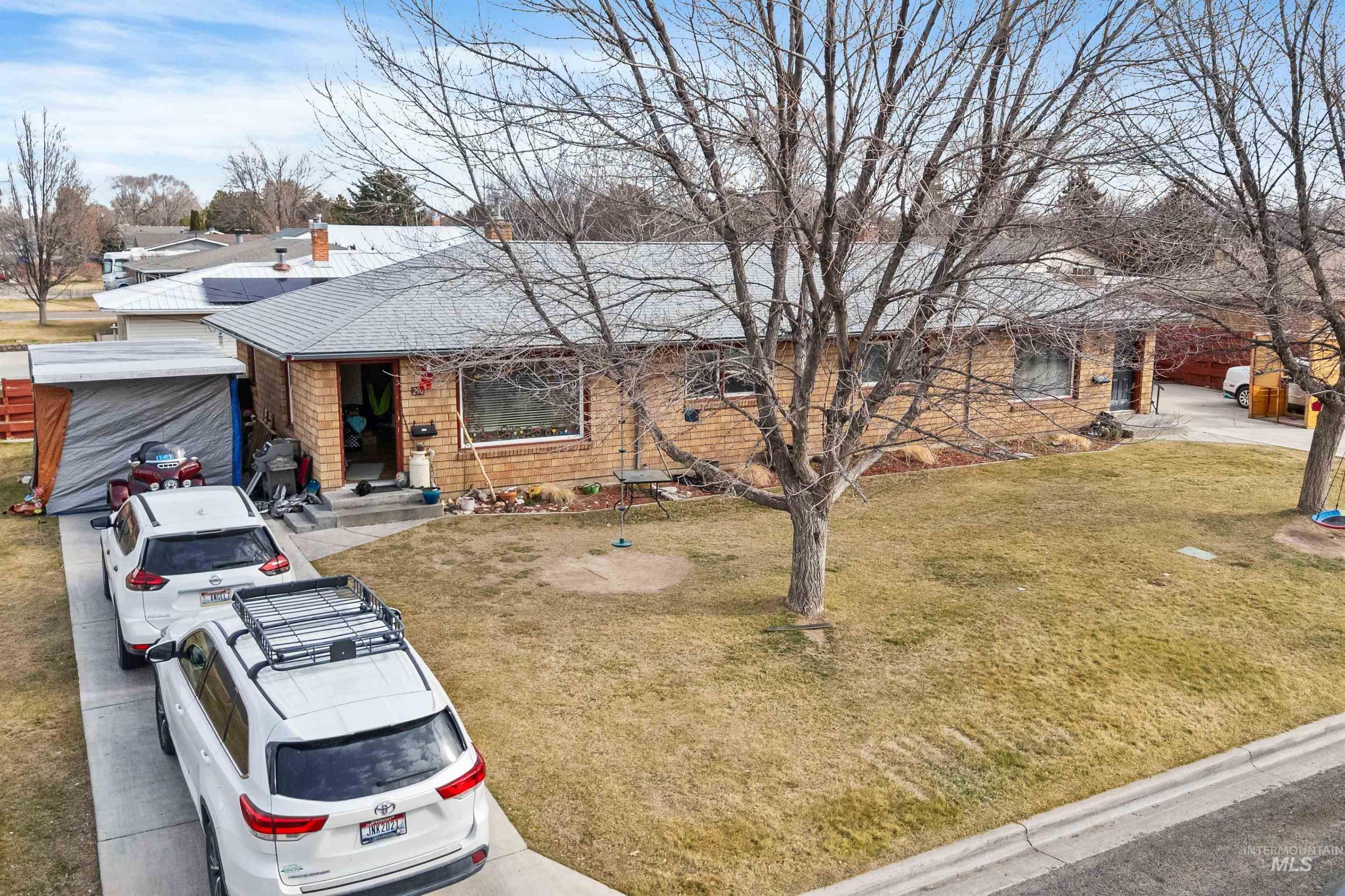 280-290 Carney Street, Twin Falls, Idaho 83301, 2 Bedrooms, 1 Bathroom, Residential Income For Sale, Price $359,900,MLS 98975832