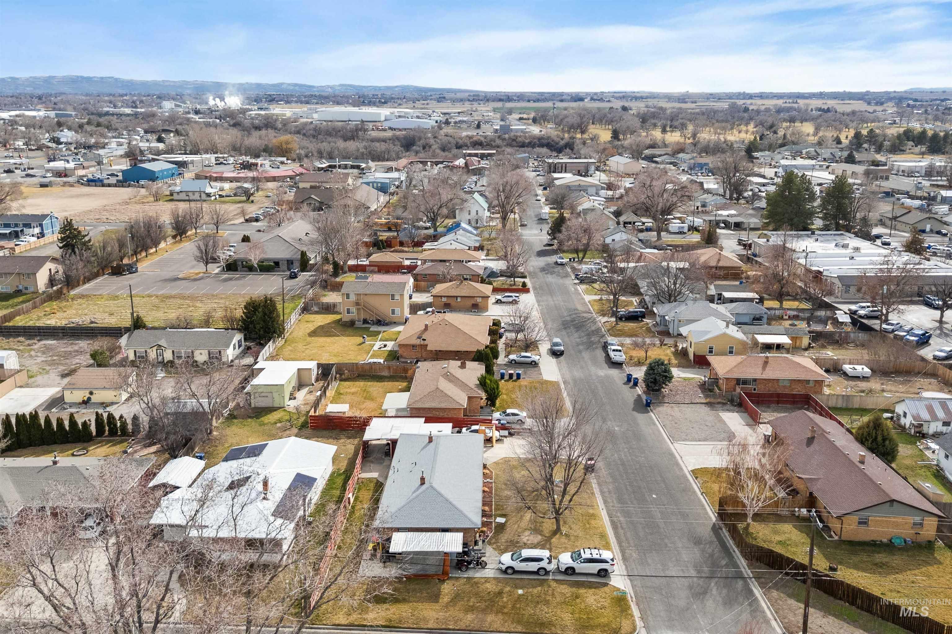 280-290 Carney Street, Twin Falls, Idaho 83301, 2 Bedrooms, 1 Bathroom, Residential Income For Sale, Price $359,900,MLS 98975832