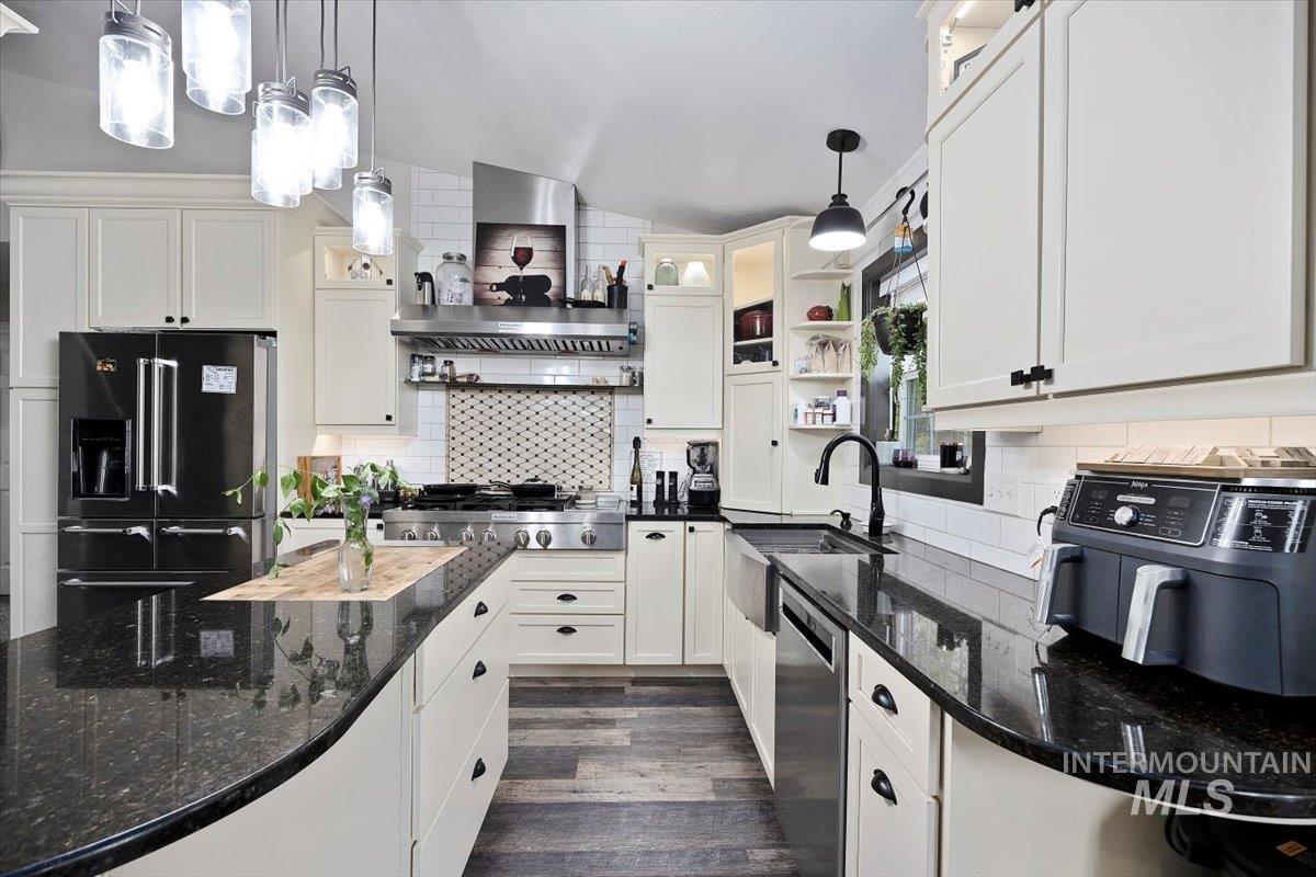 809 Eastridge Drive, Kimberly, Idaho 83341, 5 Bedrooms, 3 Bathrooms, Residential For Sale, Price $749,900, 98975835