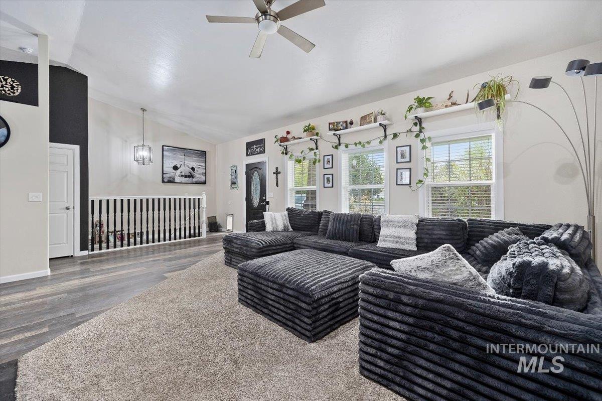 809 Eastridge Drive, Kimberly, Idaho 83341, 5 Bedrooms, 3 Bathrooms, Residential For Sale, Price $749,900, 98975835