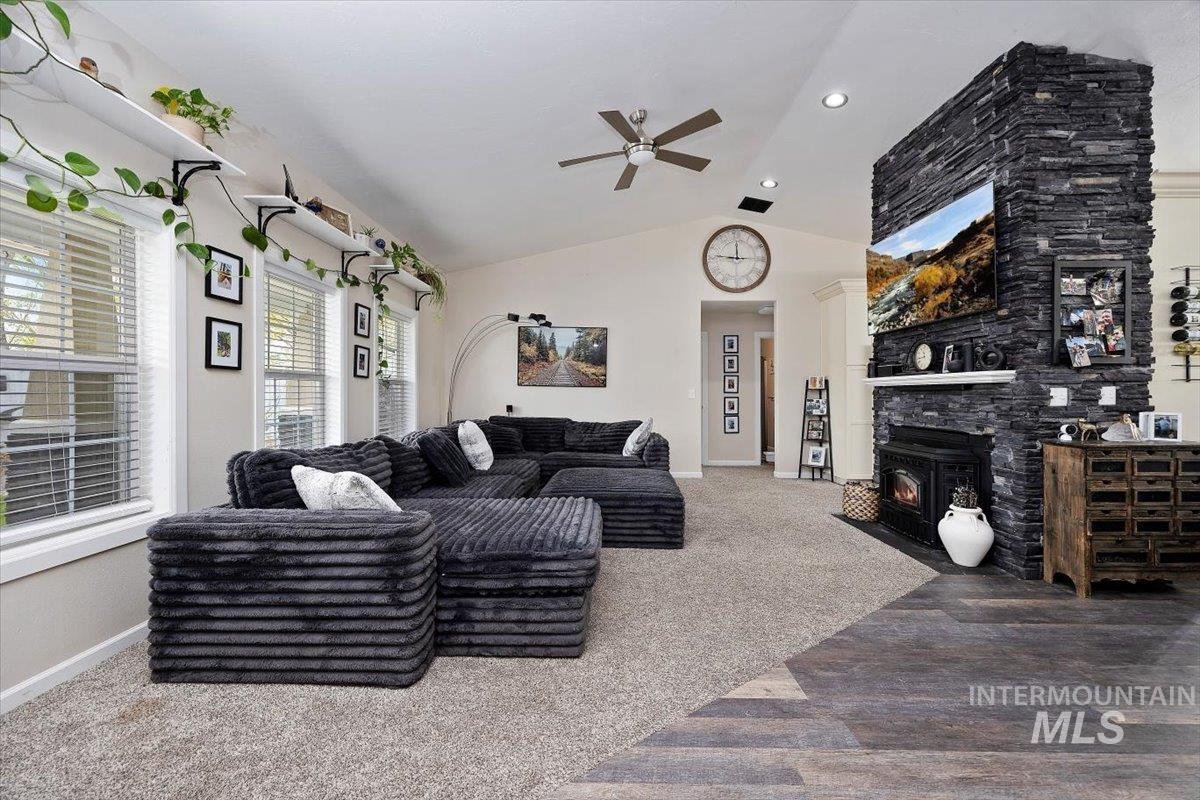 809 Eastridge Drive, Kimberly, Idaho 83341, 5 Bedrooms, 3 Bathrooms, Residential For Sale, Price $749,900, 98975835