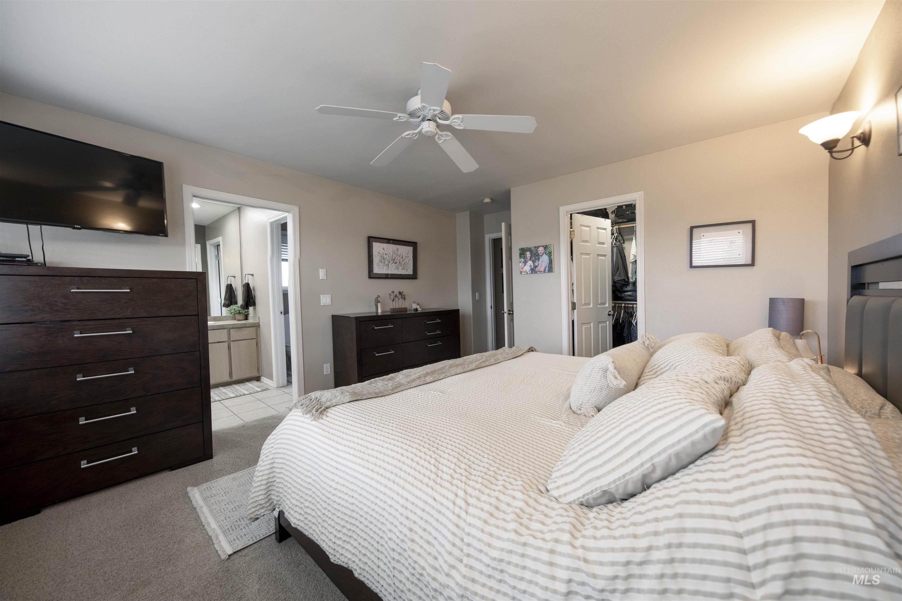 3780 Nicklaus Drive, Clarkston, Washington 99403, 4 Bedrooms, 3 Bathrooms, Residential For Sale, Price $699,000,MLS 98975837