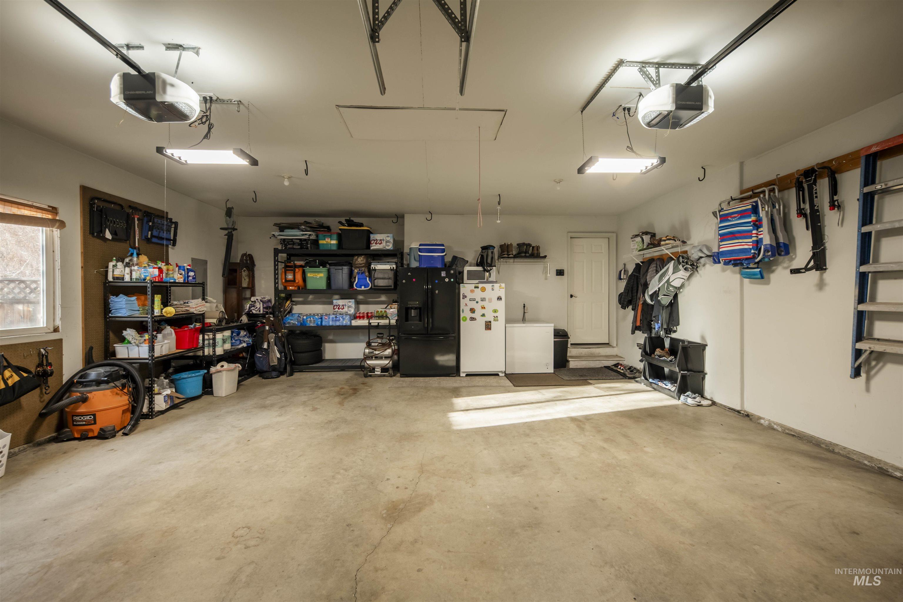 3780 Nicklaus Drive, Clarkston, Washington 99403, 4 Bedrooms, 3 Bathrooms, Residential For Sale, Price $724,000, 98975837