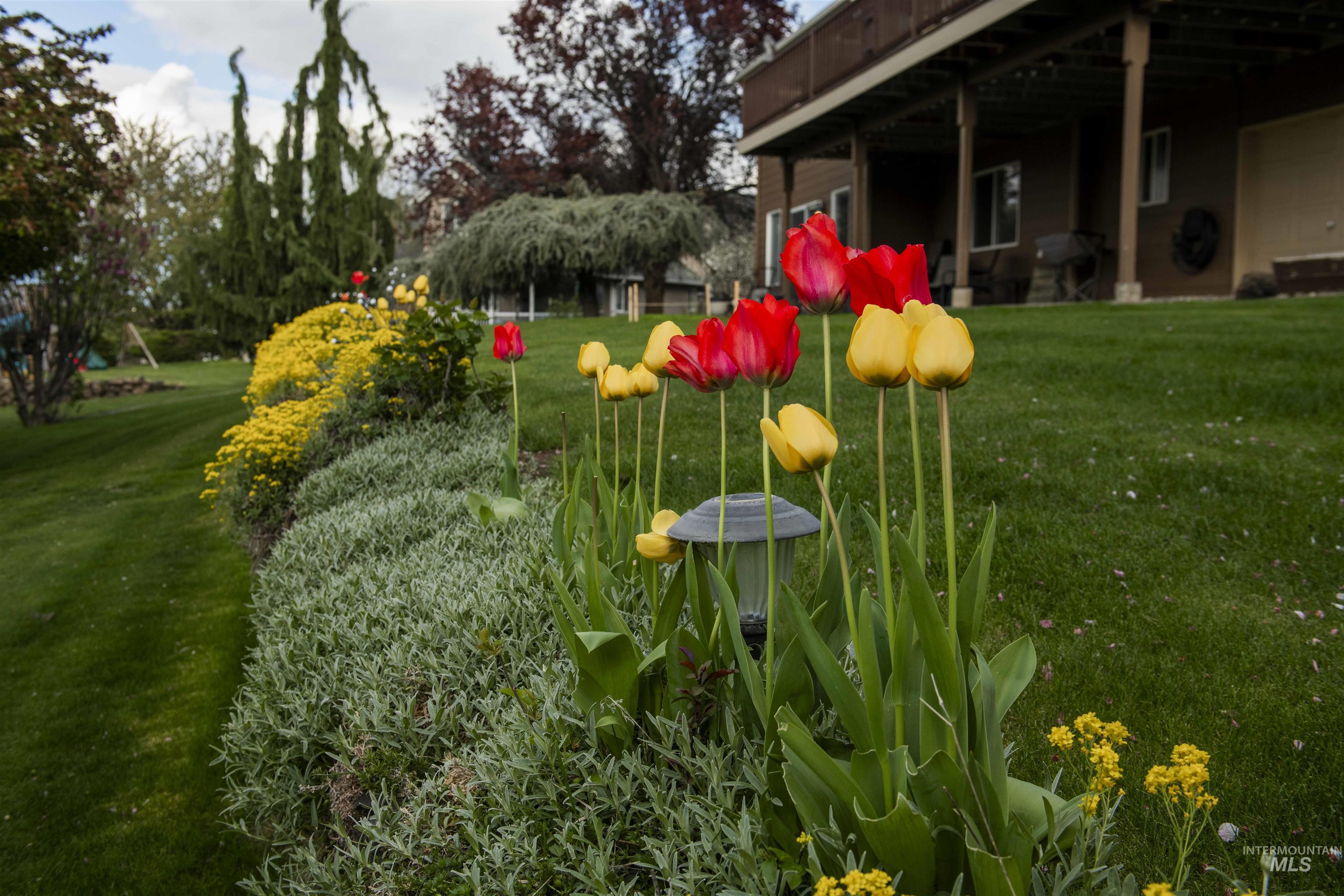 3780 Nicklaus Drive, Clarkston, Washington 99403, 4 Bedrooms, 3 Bathrooms, Residential For Sale, Price $699,000,MLS 98975837