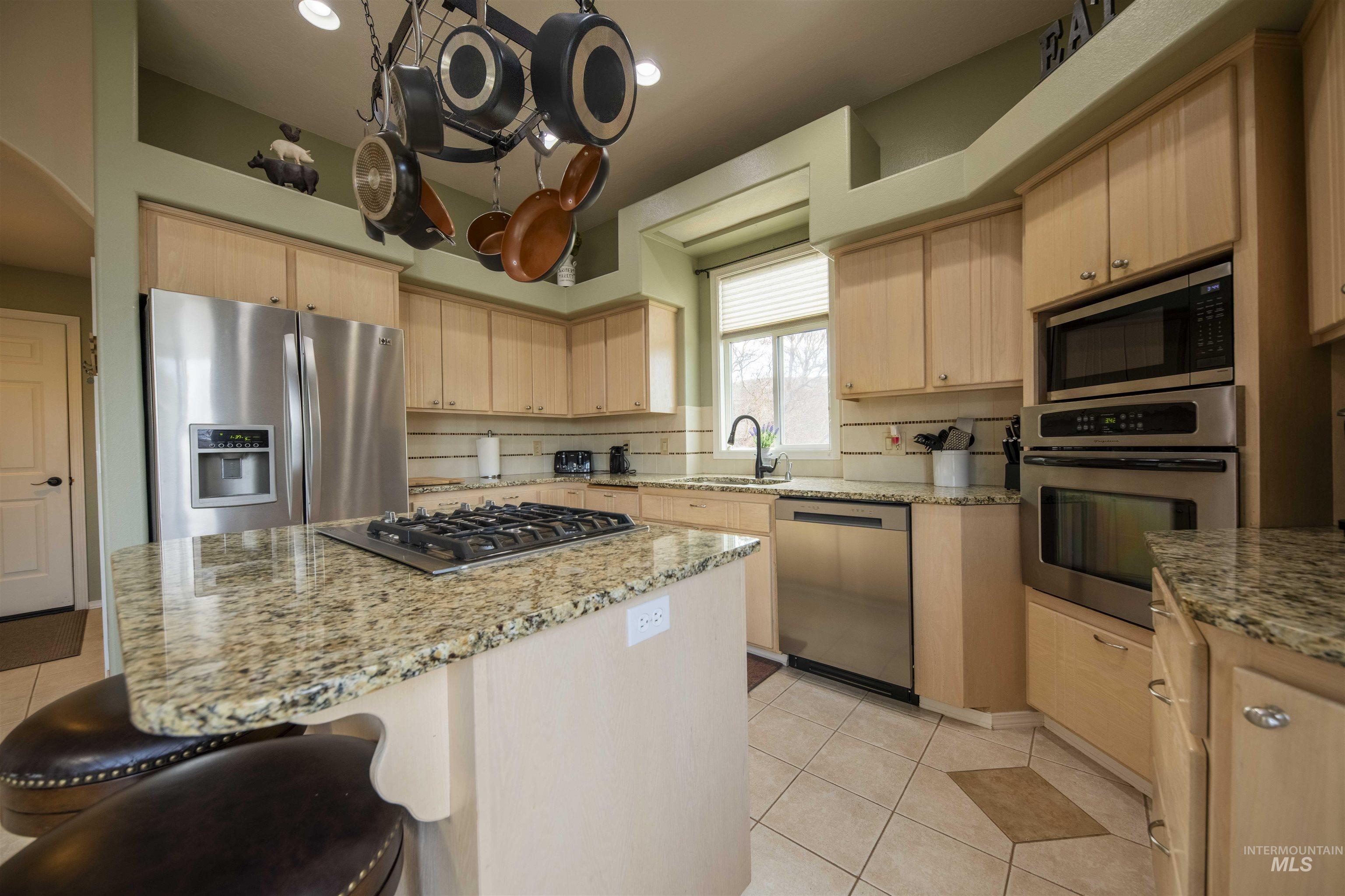 3780 Nicklaus Drive, Clarkston, Washington 99403, 4 Bedrooms, 3 Bathrooms, Residential For Sale, Price $724,000, 98975837