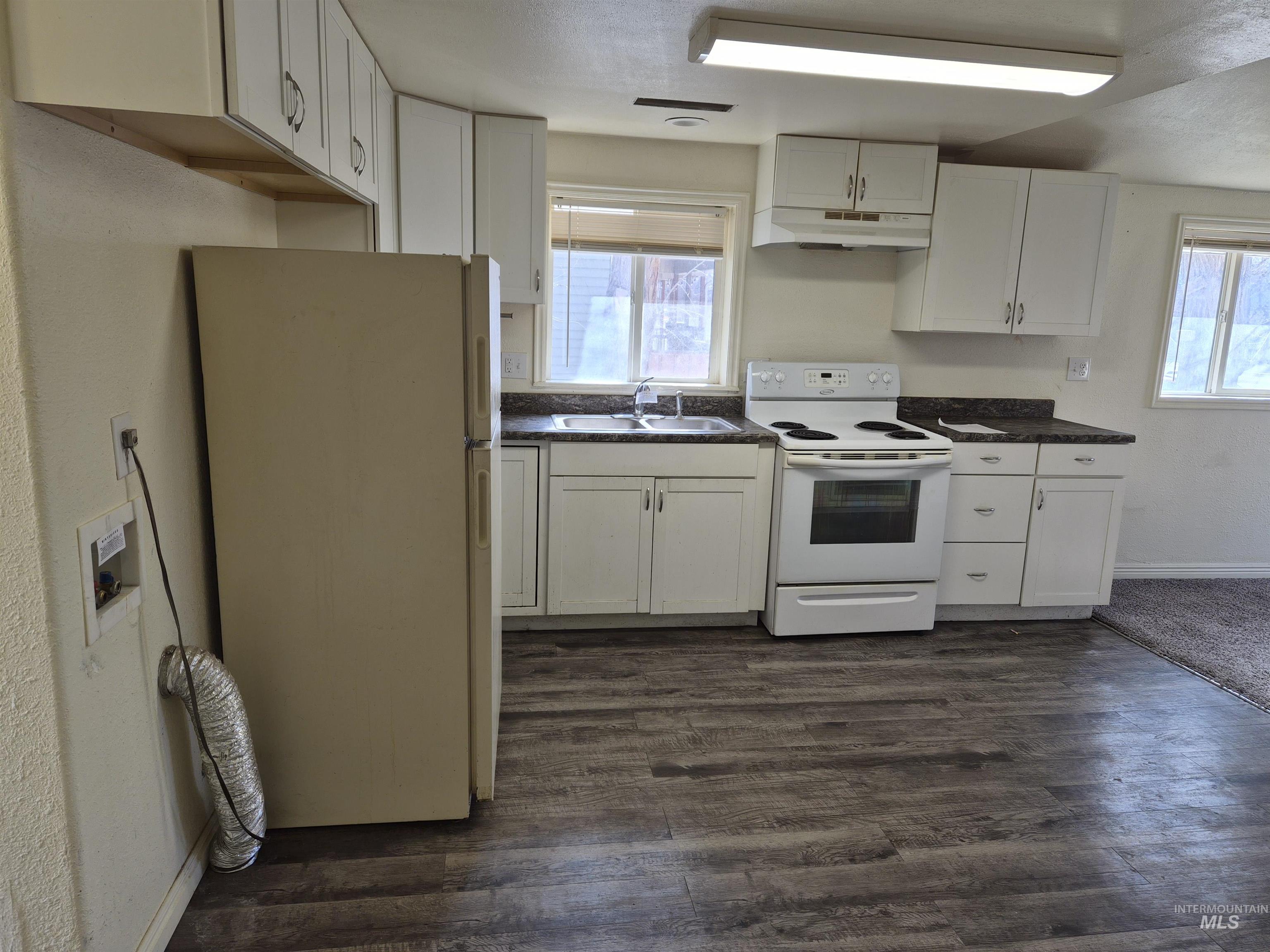 682 Randolph, Pocatello, Idaho 83201, 6 Bedrooms, 2 Bathrooms, Residential For Sale, Price $244,900, 98975839