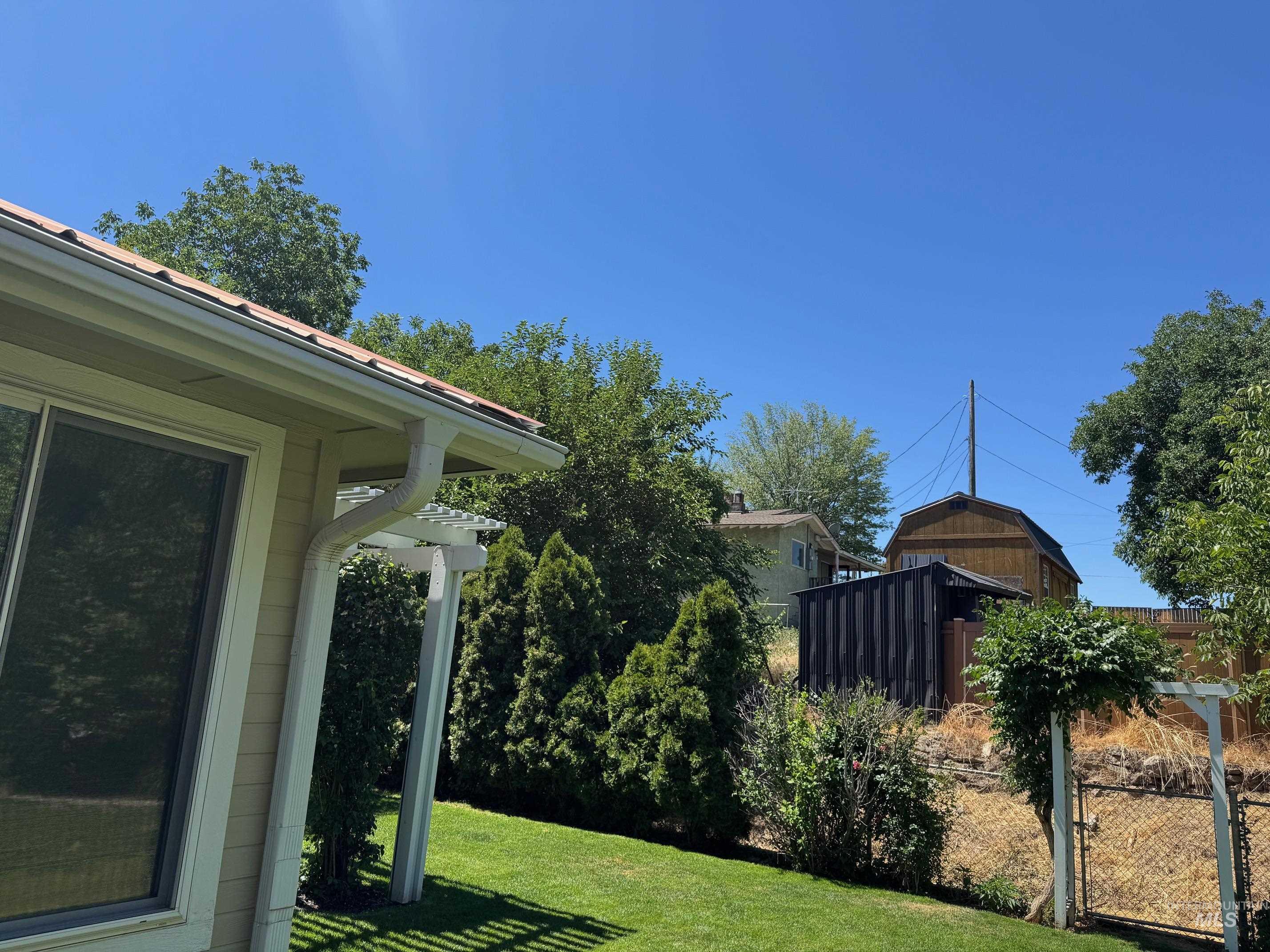 2060 Bonnie Drive, Payette, Idaho 83661, 3 Bedrooms, 2 Bathrooms, Residential For Sale, Price $421,000, 98975843