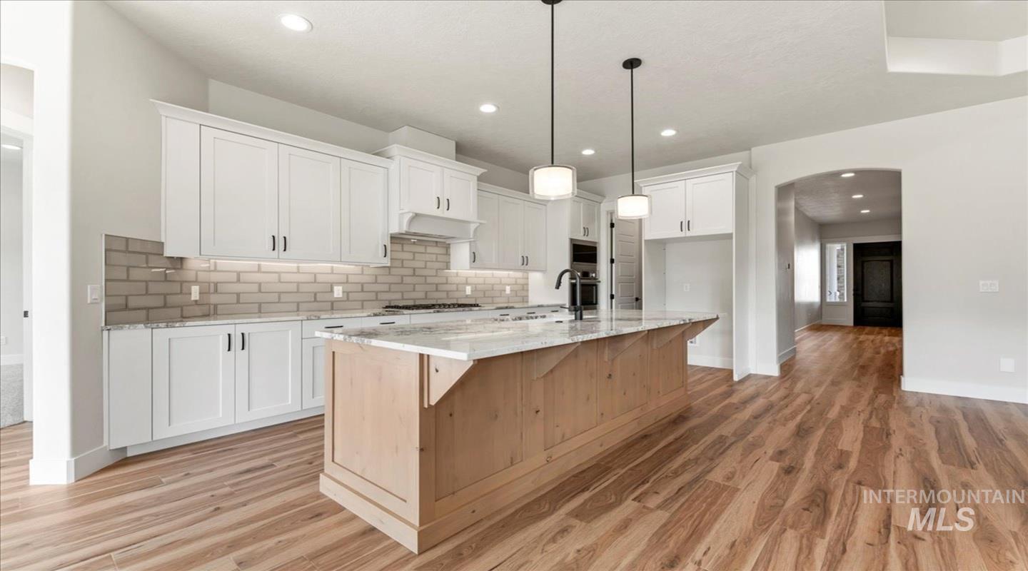 1277 W Eiger Drive, Nampa, Idaho 83686, 3 Bedrooms, 2.5 Bathrooms, Residential For Sale, Price $529,900, 98975844