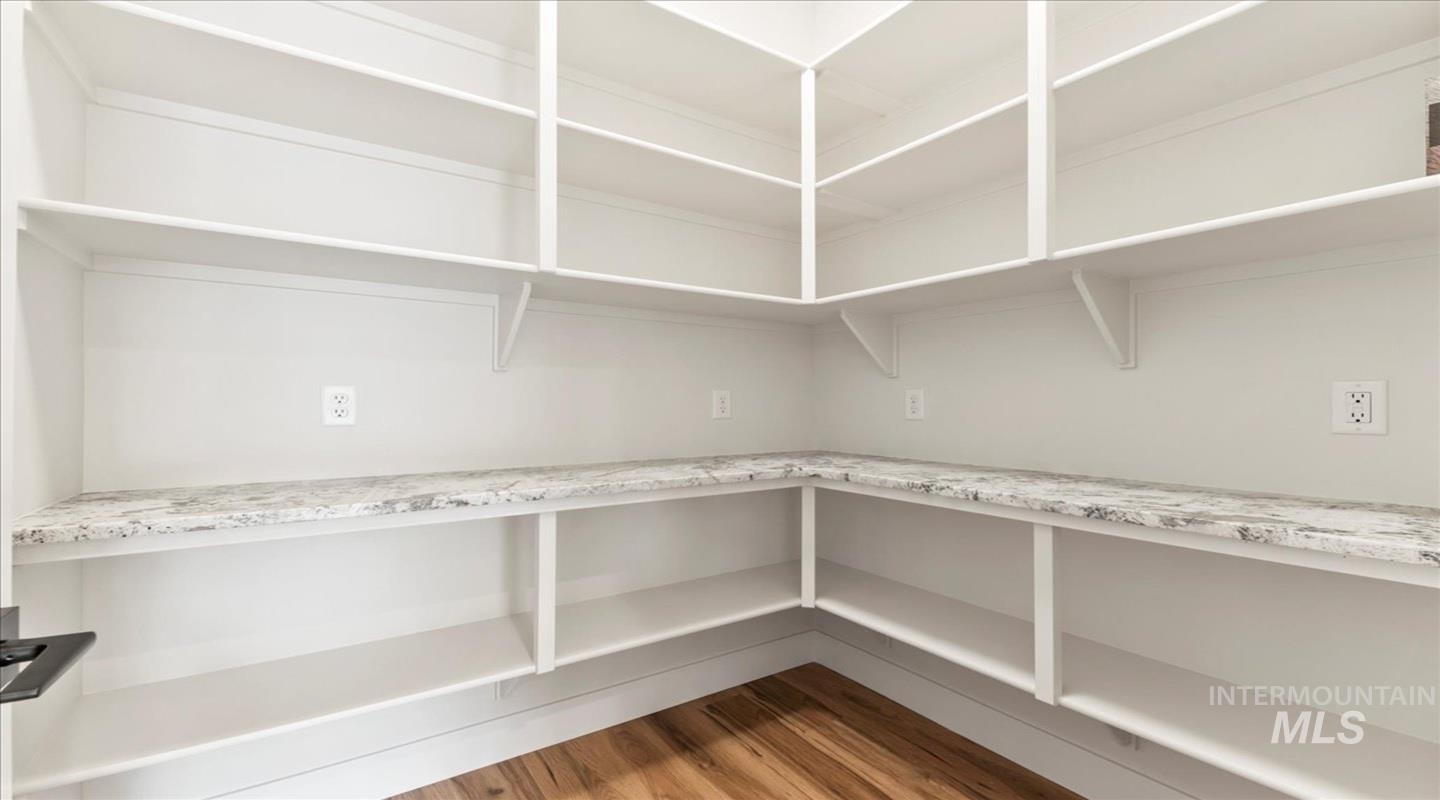 1277 W Eiger Drive, Nampa, Idaho 83686, 3 Bedrooms, 2.5 Bathrooms, Residential For Sale, Price $529,900, 98975844