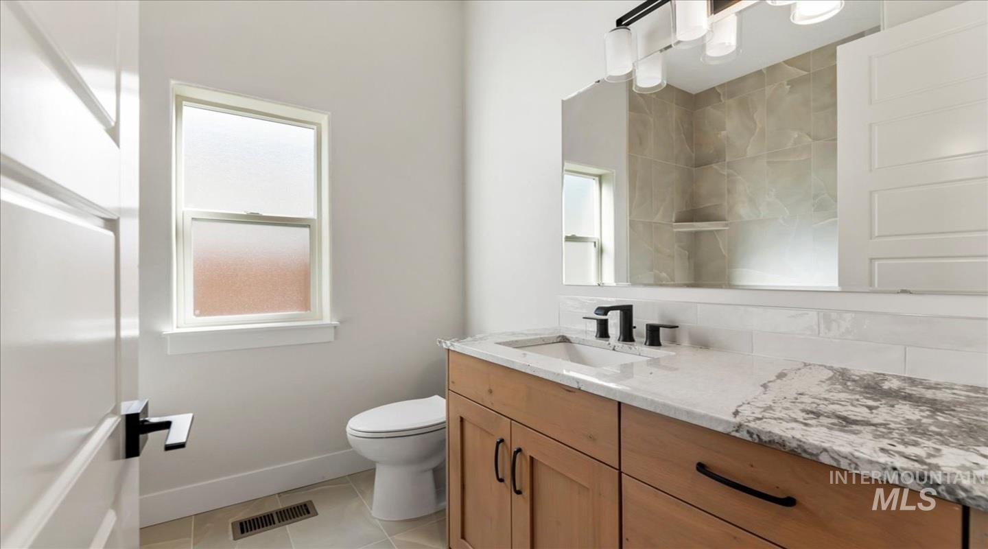 1277 W Eiger Drive, Nampa, Idaho 83686, 3 Bedrooms, 2.5 Bathrooms, Residential For Sale, Price $529,900, 98975844