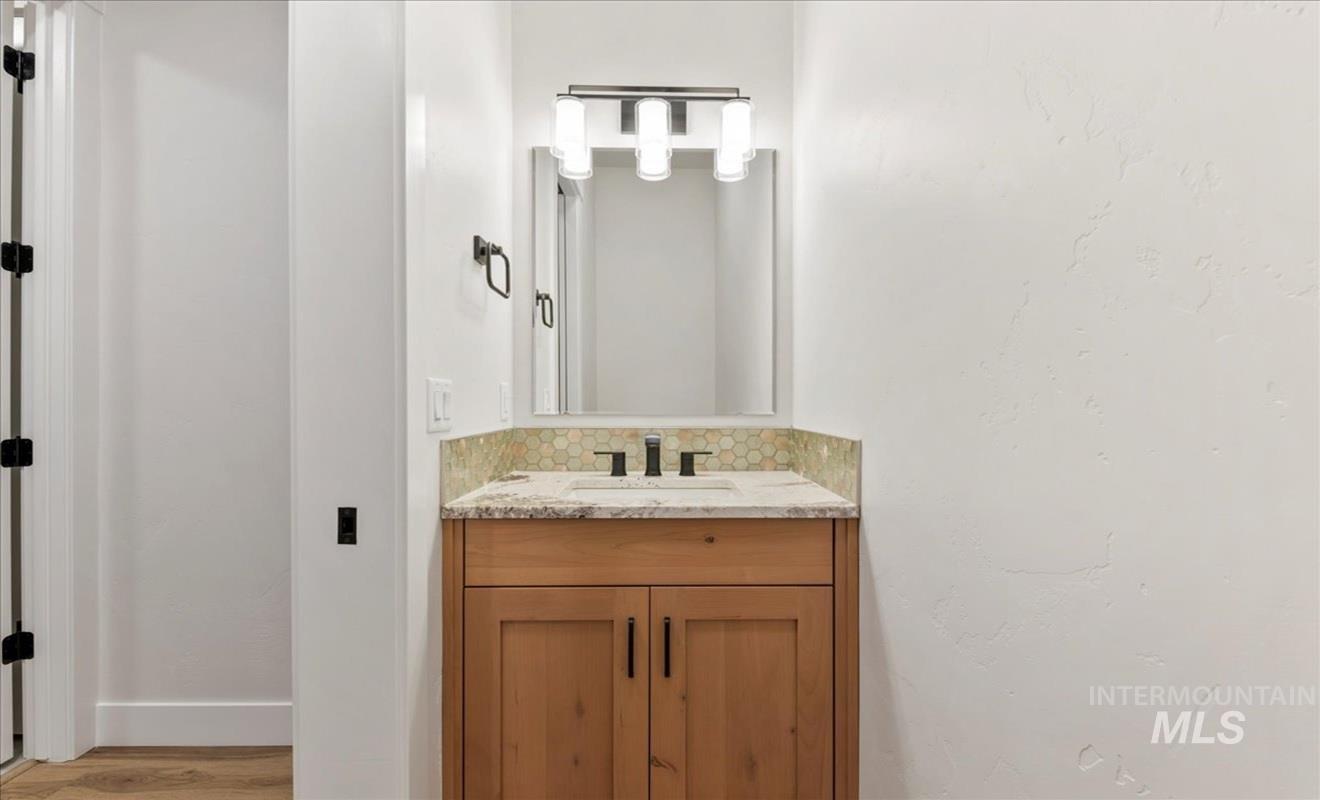 1277 W Eiger Drive, Nampa, Idaho 83686, 3 Bedrooms, 2.5 Bathrooms, Residential For Sale, Price $529,900, 98975844